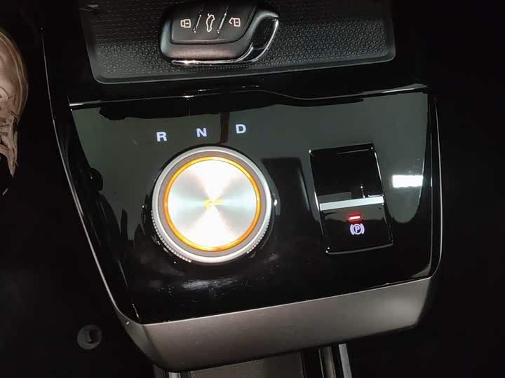 MG Motor 4 EV 2023 2023款 415km 出海冠军版