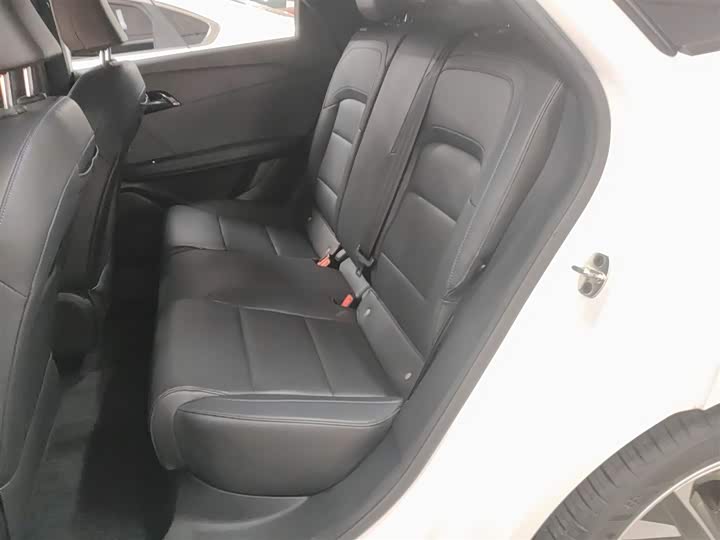 MG Motor 4 EV 2023 2023款 415km 出海冠军版