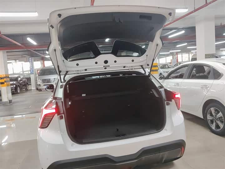 MG Motor 4 EV 2023 2023款 415km 出海冠军版
