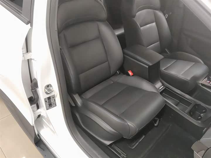 MG Motor 4 EV 2023 2023款 415km 出海冠军版