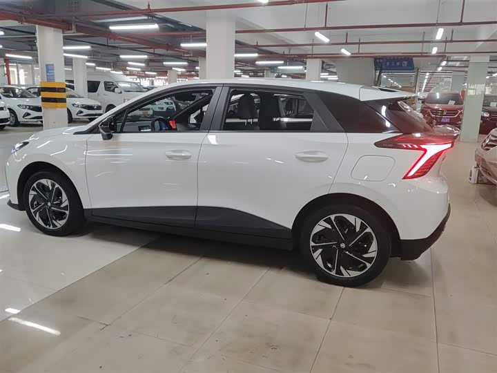 MG Motor 4 EV 2023 2023款 415km 出海冠军版