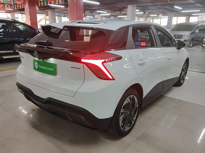 MG Motor 4 EV 2023 2023款 415km 出海冠军版