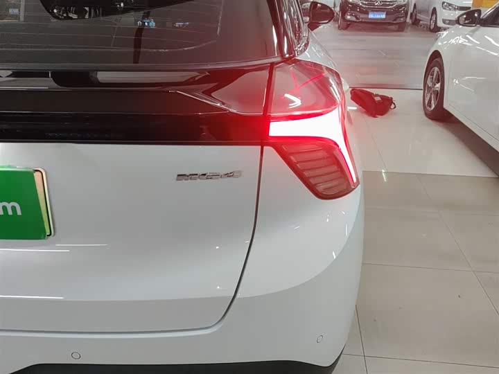 MG Motor 4 EV 2023 2023款 415km 出海冠军版