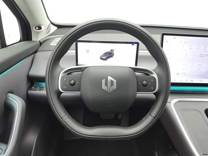 Leapmotor C16 2026 2026款 增程 280激光雷达智尊版 5座