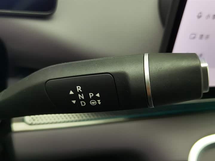 Leapmotor C16 2026 2026款 增程 280激光雷达智尊版 5座