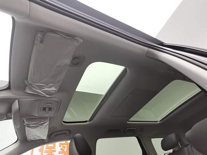 Leapmotor C16 2026 2026款 增程 280激光雷达智尊版 5座