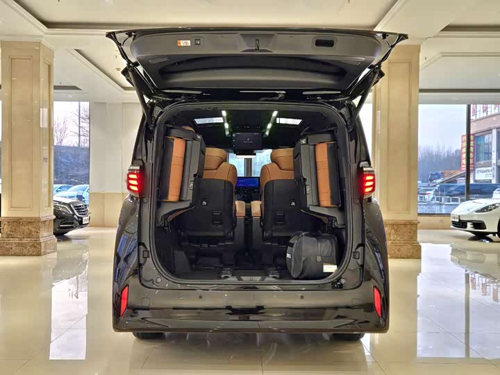 Toyota Alphard 2024 2024款 双擎 2.5L 臻享版