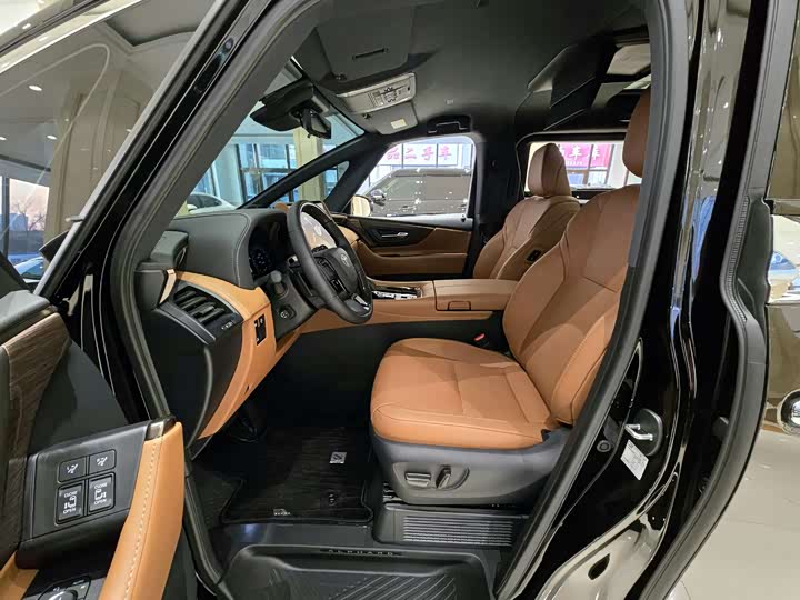 Toyota Alphard 2024 2024款 双擎 2.5L 臻享版