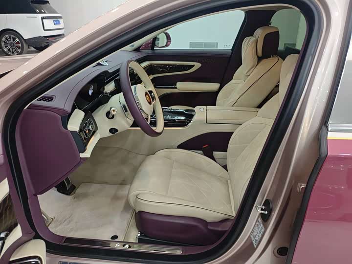 Hongqi L1 (Guoya) 2024 2024款 4.0T V8版