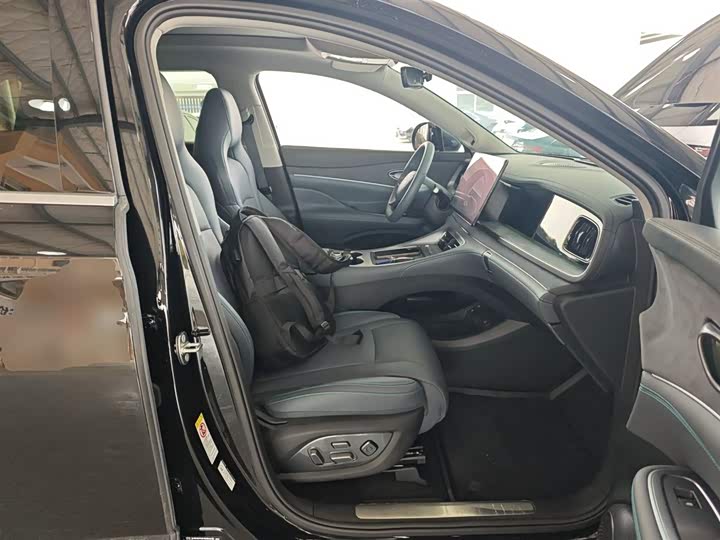 BYD Sea Lion 07 DM-i Hybrid 2025 2025款 150 领航+版