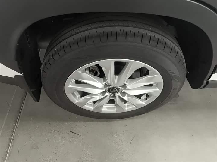 Toyota Corolla Cross 2024 2024款 2.0L 先锋版