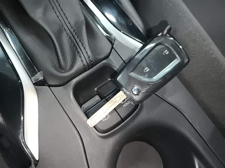 Toyota Corolla Cross 2024 2024款 2.0L 先锋版