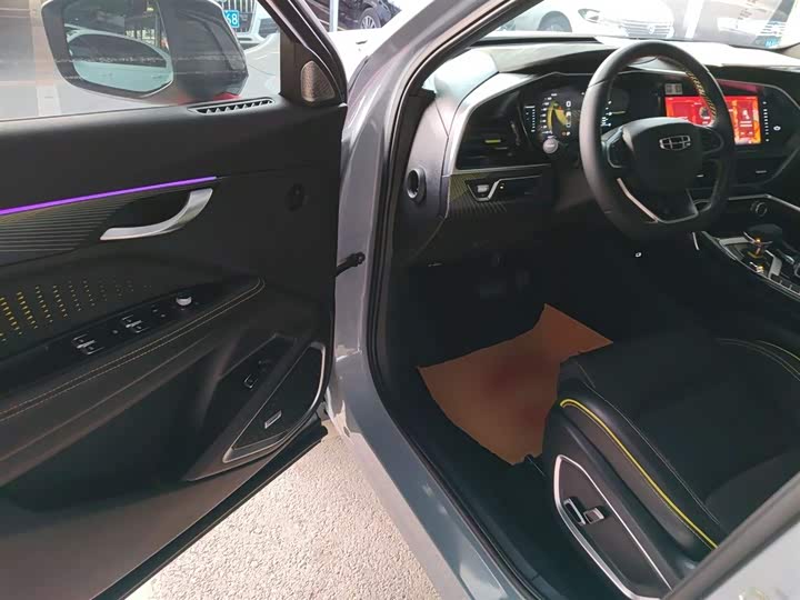 Geely Tugella S 2021 2021款 2.0TD DCT两驱闪电版