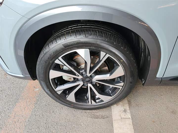 Geely Tugella S 2021 2021款 2.0TD DCT两驱闪电版