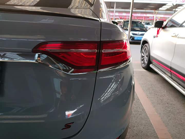 Geely Tugella S 2021 2021款 2.0TD DCT两驱闪电版