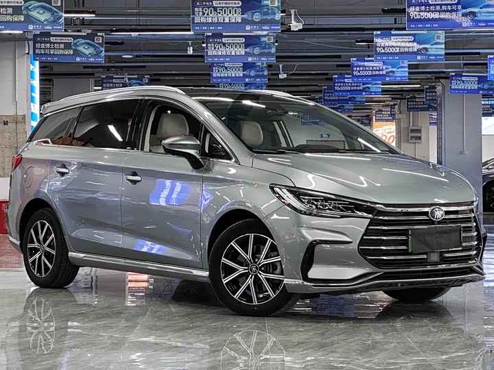 BYD Song Max Hybrid 2022 2022款 DM-i 105KM 旗舰型