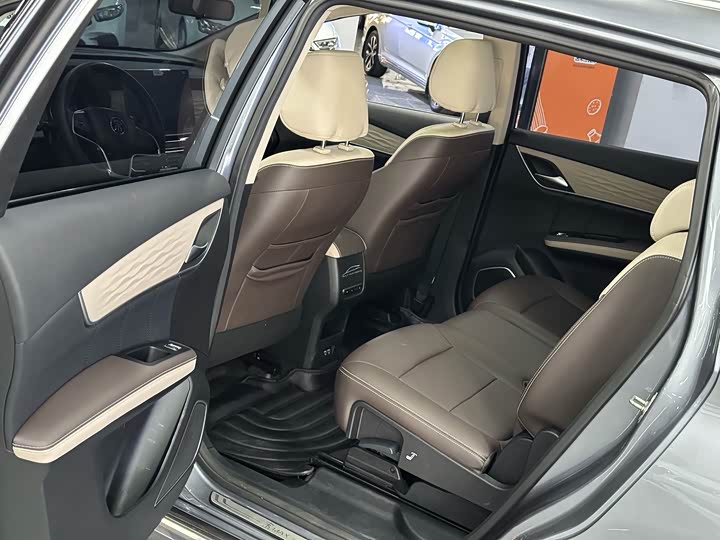 BYD Song Max Hybrid 2022 2022款 DM-i 105KM 旗舰型