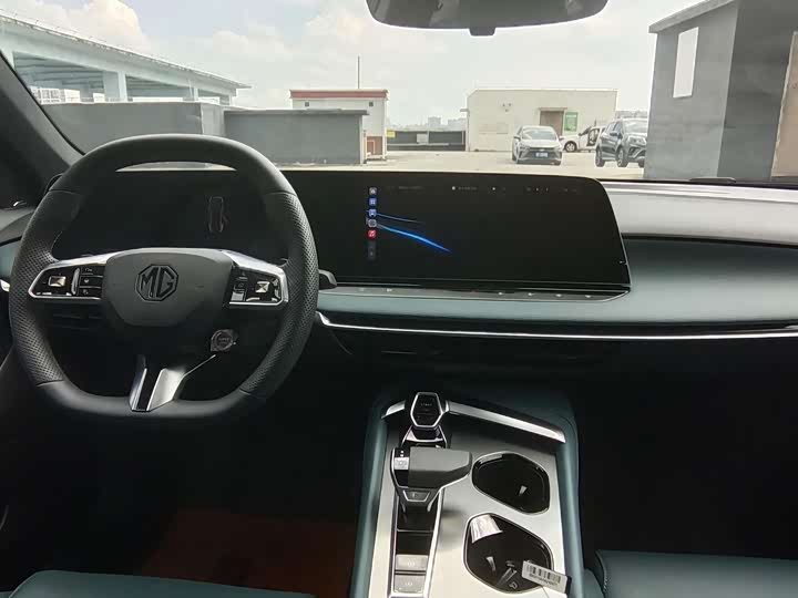 MG Motor 7 2025 2025款 1.5T 300 DCT优雅版