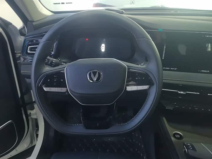 Changan X7 Plus 2024 2024款 1.5T 自动尊耀型 7座