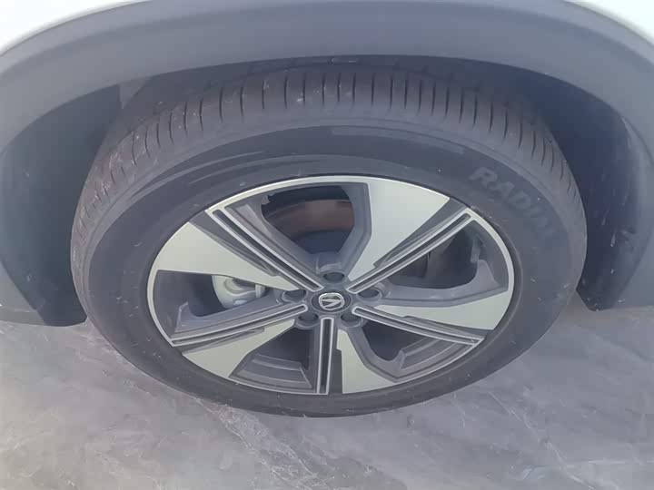 Changan X7 Plus 2024 2024款 1.5T 自动尊耀型 7座