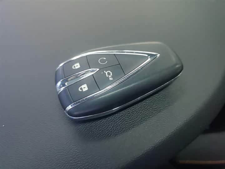 Changan X7 Plus 2024 2024款 1.5T 自动尊耀型 7座