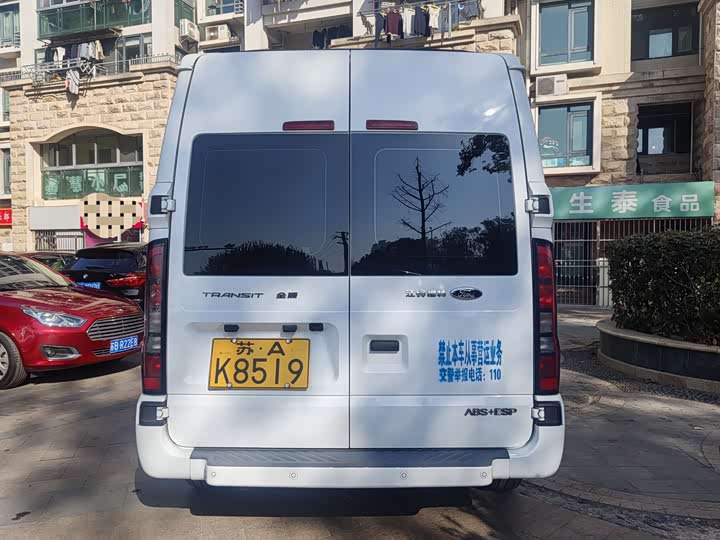 Ford Transit New 2021 2021款 2.2T手动普通型客车Pro长轴15座中顶国VI