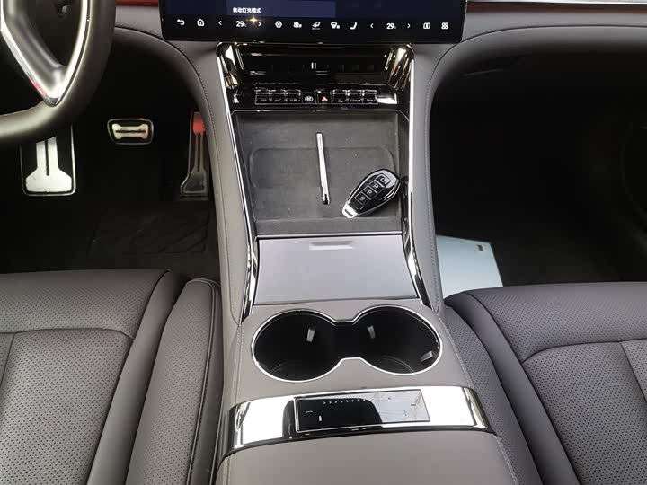 Denza Z9 2024 2024款 1100km 四驱Ultra版