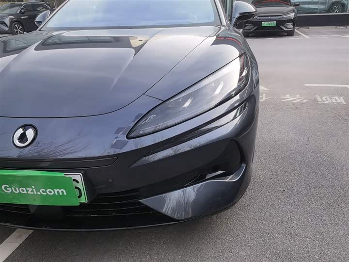 Denza Z9 2024 2024款 1100km 四驱Ultra版