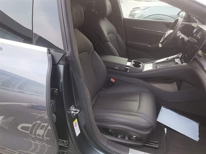 Denza Z9 2024 2024款 1100km 四驱Ultra版