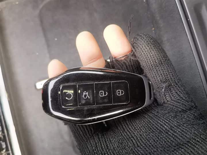 Denza Z9 2024 2024款 1100km 四驱Ultra版