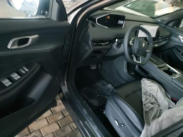 Changan CS55 Plus Hybrid 2025 2025款 智慧新蓝鲸 125km 战舰版