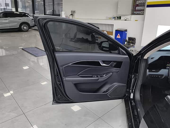 Bestune B70 2025 2025款 龙耀版 1.5T 质享型