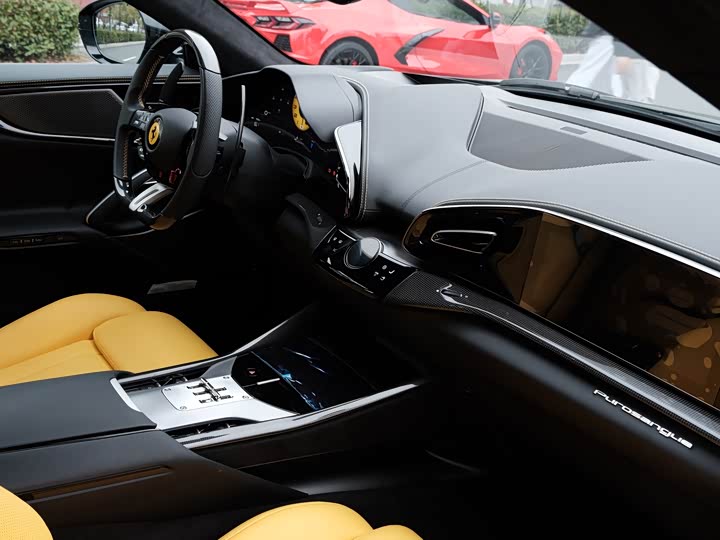 Ferrari Purosangue 2023 2023款 6.5L V12