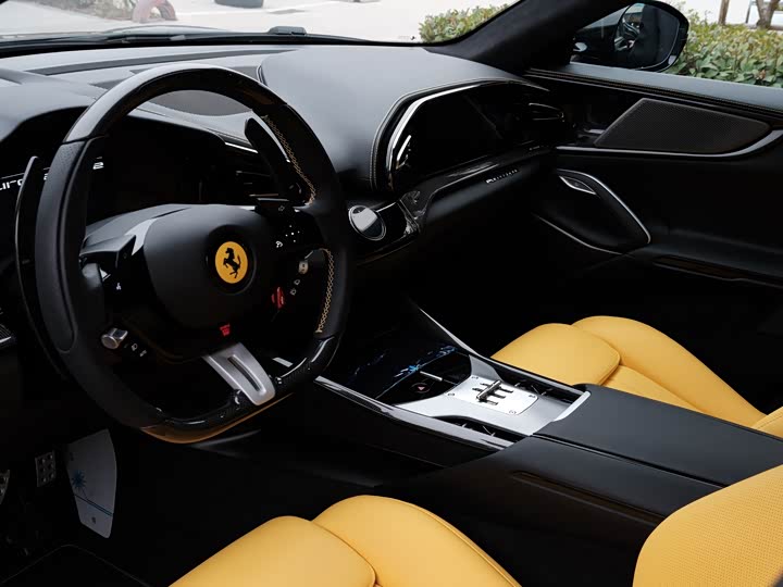 Ferrari Purosangue 2023 2023款 6.5L V12