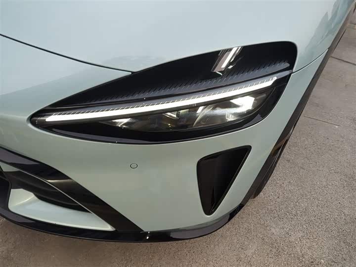 Xiaomi YU7 2025 2025款 超长续航高性能四驱Max版