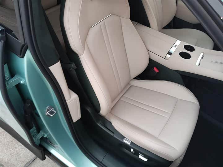 Xiaomi YU7 2025 2025款 超长续航高性能四驱Max版