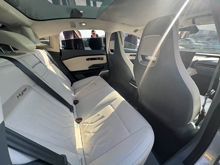 GAC Hyptec GT 2023 2023款 710后驱超充Max版