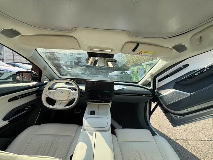 GAC Hyptec GT 2023 2023款 710后驱超充Max版