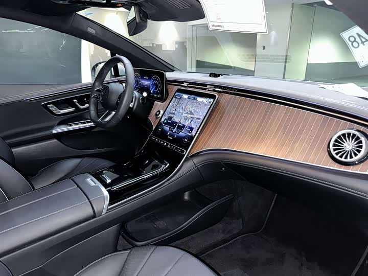 Mercedes-Benz EQE 2022 2022款 350 豪华版