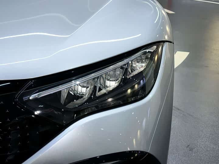 Mercedes-Benz EQE 2022 2022款 350 豪华版