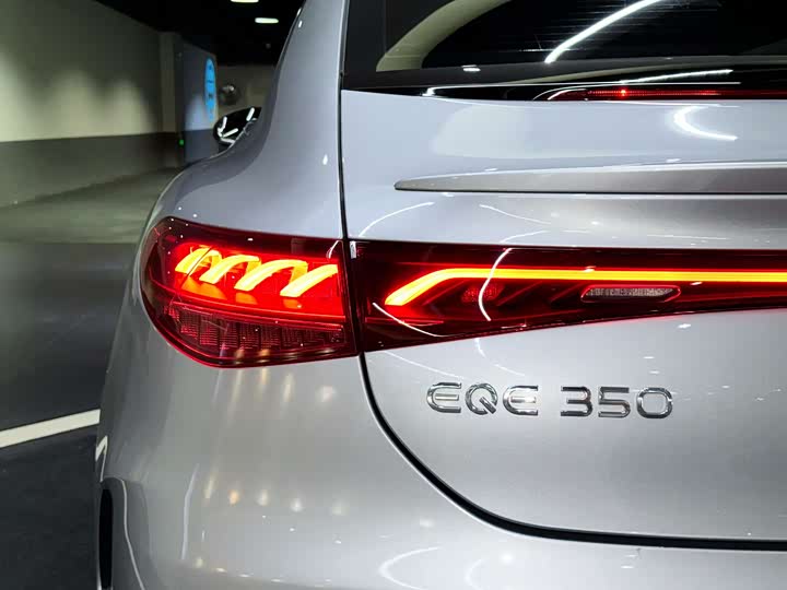 Mercedes-Benz EQE 2022 2022款 350 豪华版