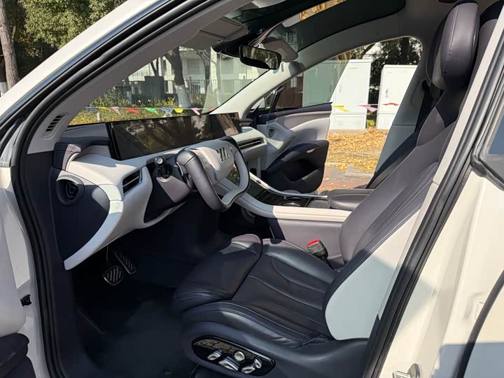 IM motors LS7 2023 2023款 90kWh Elite后驱版