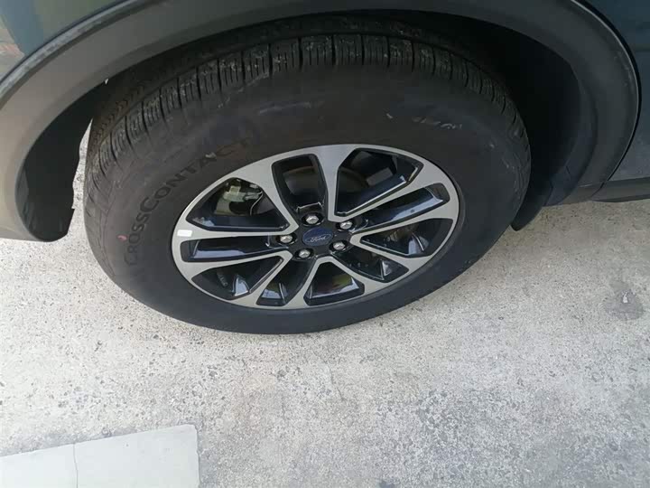 Ford Escape 2024 2024款 EcoBoost 245 两驱悠享款