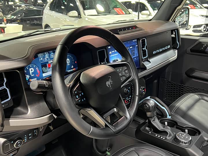 Ford Bronco 2024 2024款 2.3T 墨钻大脚越野版