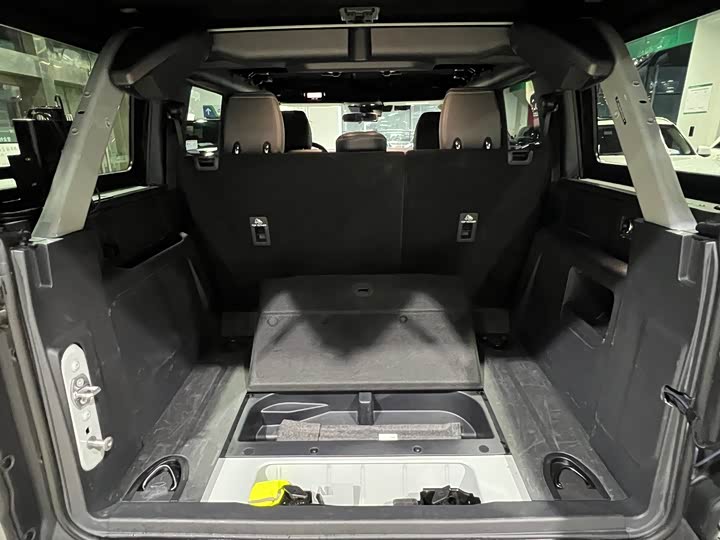 Ford Bronco 2024 2024款 2.3T 墨钻大脚越野版