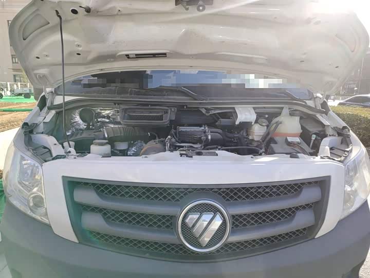 Foton Tuyano 2022 2022款 2.0T手动都市版多功能短轴中顶后单胎5/6/9座4F20TC3