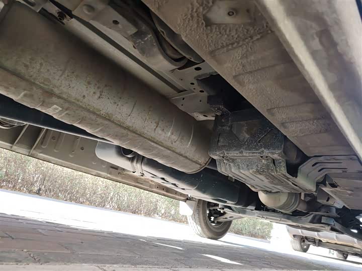 Foton Tuyano 2022 2022款 2.0T手动都市版多功能短轴中顶后单胎5/6/9座4F20TC3