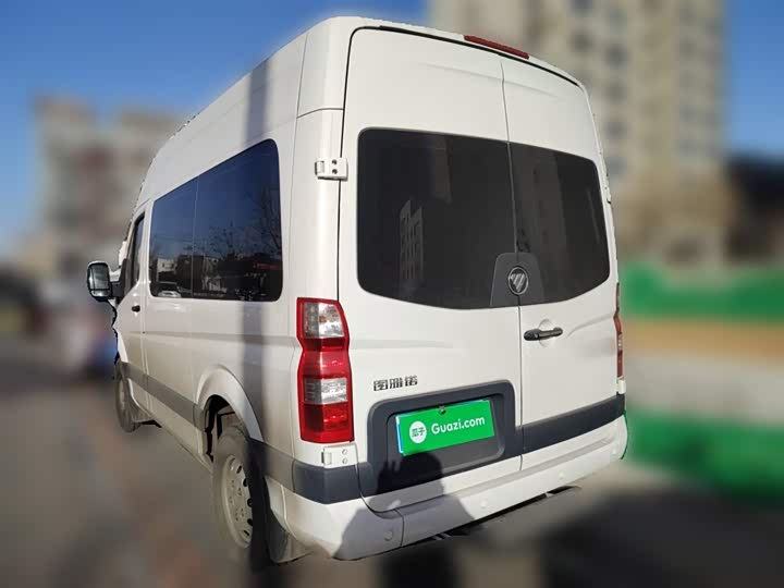 Foton Tuyano 2022 2022款 2.0T手动都市版多功能短轴中顶后单胎5/6/9座4F20TC3