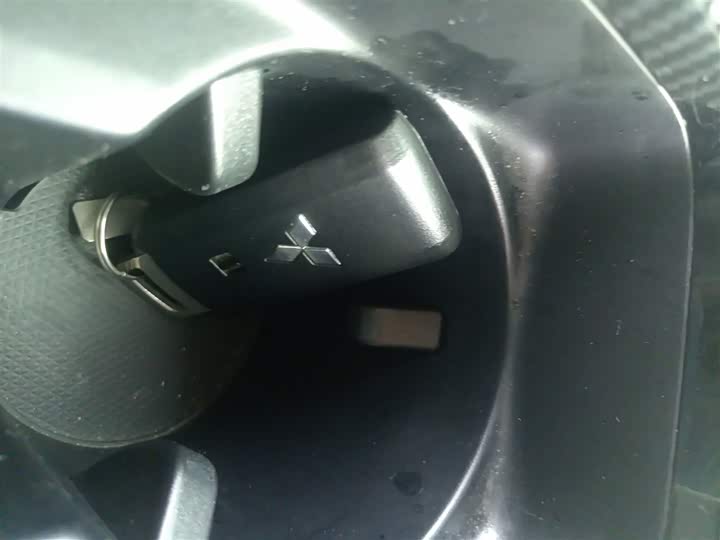 Mitsubishi Eclipse Cross 2021 2021款 1.5T CVT两驱信念版