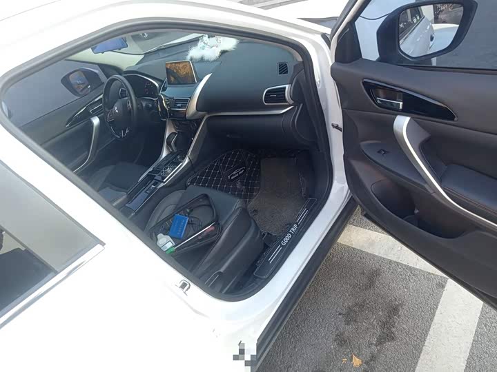 Mitsubishi Eclipse Cross 2021 2021款 1.5T CVT两驱信念版